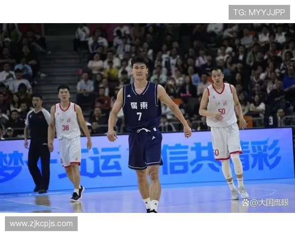 王睿泽全场34分钟拼搏献13分7篮板助攻 力助球队稳步前行